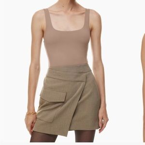 Aritzia Babaton Sculpt